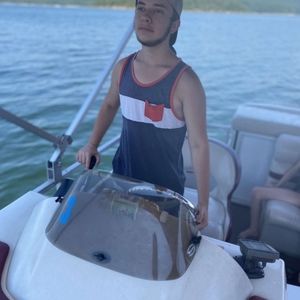 Meet your Posher, Logan